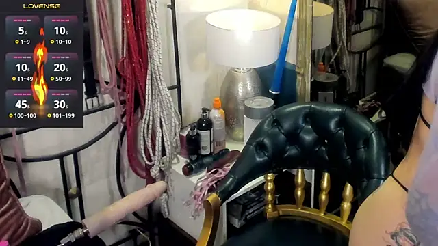 Snapshot of luxifer_666_ chatting on February 28, 7:46 pm luxifer 666  online show from February 28, 7:46 pm