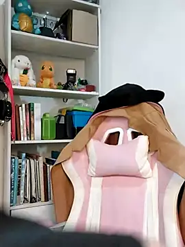 ItsNaiixa online show from February 28, 12:55 am