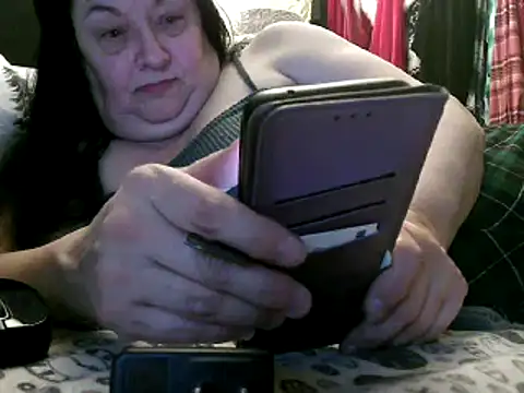 Snapshot of WHITEDAROSE chatting on March 18, 4:15 am WHITEDAROSE online show from March 18, 4:15 am