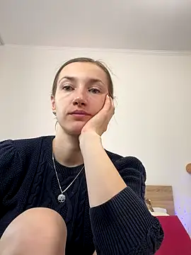 KateRedgar online show from September 30, 1:05 pm