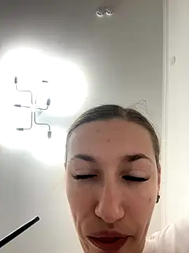 KateRedgar online show from November 9, 12:58 pm