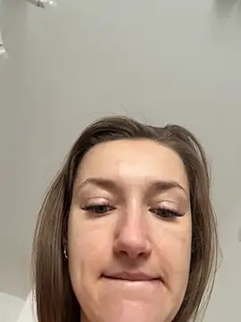 KateRedgar online show from April 24, 1:02 pm