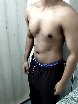 Snapshot of hottboy_39 chatting on February 11, 10:20 am hottboy 39 online show from February 11, 10:20 am