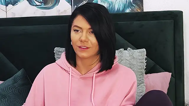 Snapshot of tanyagrey chatting on December 9, 7:50 am tanyagrey online show from December 9, 7:50 am