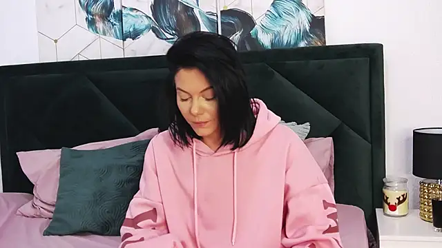 Snapshot of tanyagrey chatting on December 13, 8:30 am tanyagrey online show from December 13, 8:30 am