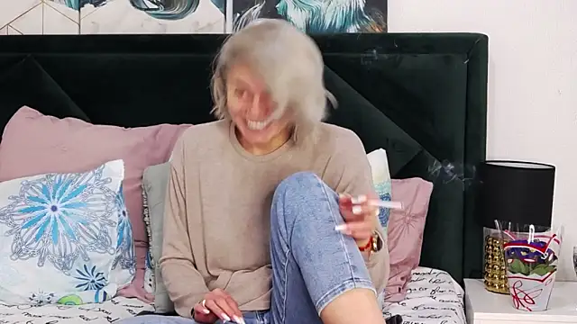 tanyagrey online show from March 3, 6:41 am