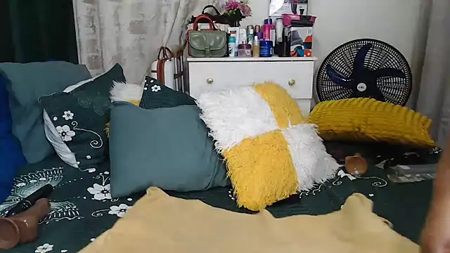 GaggingQueenxx online show from May 29, 9:02 pm