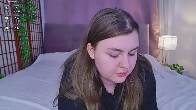 Snapshot of Mia__Peach chatting on March 1, 1:29 pm Mia Peach online show from March 1, 1:29 pm