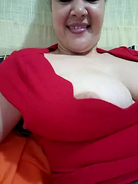 lamorbosa37 online show from December 18, 5:00 pm