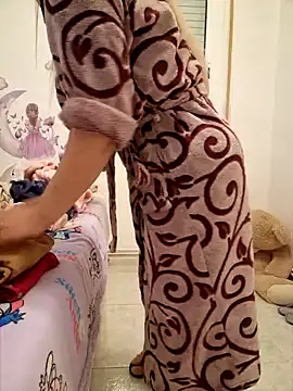 lamorbosa37 online show from January 18, 7:48 pm