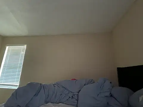 Badgirlbrittt online show from February 28, 9:33 pm