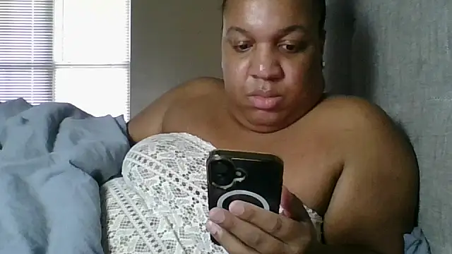 Badgirlbrittt online show from January 14, 7:41 pm