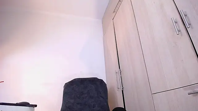 camilasexy111 online show from March 16, 2:10 am