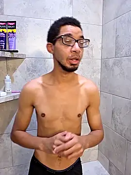 ebowman98 online show from December 13, 11:43 pm