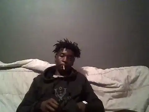 Snapshot of SmallGoodNutts chatting on February 5, 5:42 pm SmallGoodNutts online show from February 5, 5:42 pm