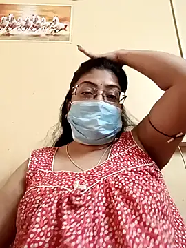 Snapshot of LAVERNIYA_ chatting on February 9, 6:01 am LAVERNIYA  online show from February 9, 6:01 am