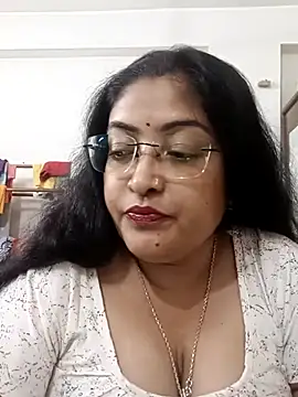 Snapshot of LAVERNIYA_ chatting on September 23, 10:18 am LAVERNIYA  online show from September 23, 10:18 am
