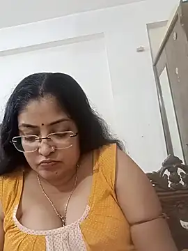 Snapshot of LAVERNIYA_ chatting on October 18, 12:06 pm LAVERNIYA  online show from October 18, 12:06 pm