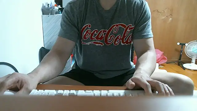 Stellan 0412 online show from April 12, 3:06 pm