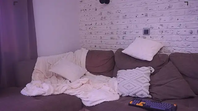 Snapshot of Charming_Daphny chatting on March 20, 9:59 am Charming Daphny online show from March 20, 9:59 am