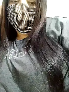 DALO3A85 online show from February 1, 10:30 pm