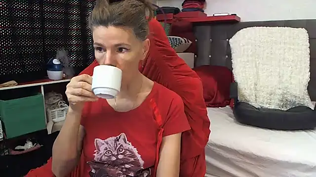 kellyterapy online show from February 12, 6:30 pm