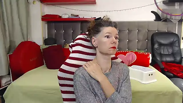 kellyterapy online show from November 15, 4:10 am