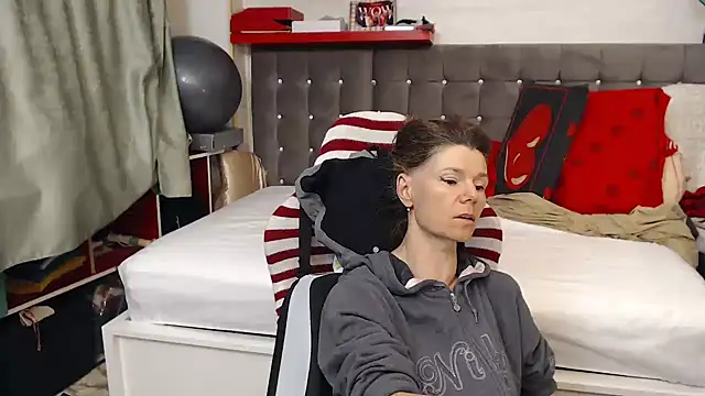 kellyterapy online show from May 15, 11:56 pm