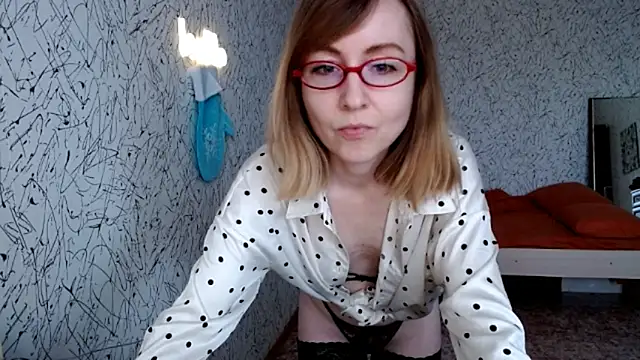 Athena Richards online show from April 7, 8:59 am