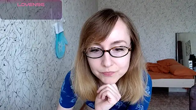 Athena Richards online show from May 19, 9:48 am