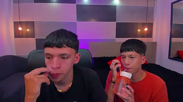 Juan Nd Steven online show from December 4, 7:50 am