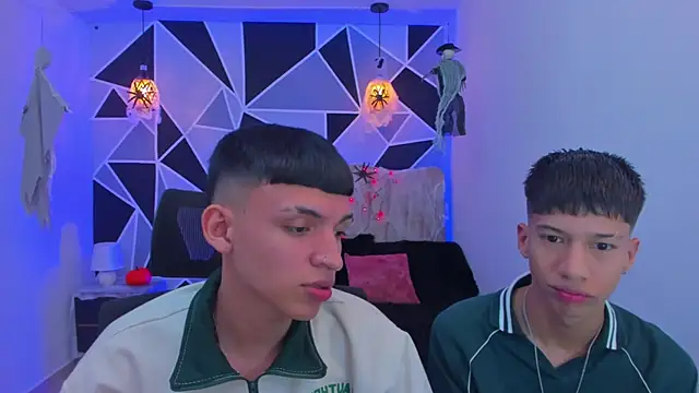 Juan Nd Steven online show from October 17, 11:07 pm