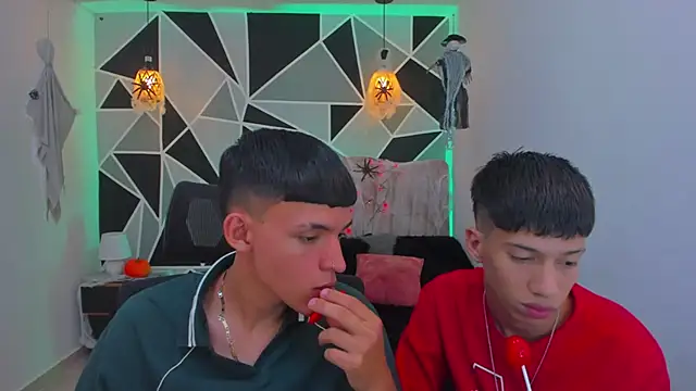 Juan Nd Steven online show from October 23, 4:23 am