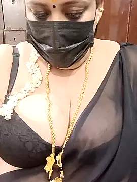 Snapshot of ashikaa_r chatting on February 14, 7:54 pm ashikaa r online show from February 14, 7:54 pm