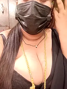 Snapshot of ashikaa_r chatting on March 7, 12:45 pm ashikaa r online show from March 7, 12:45 pm