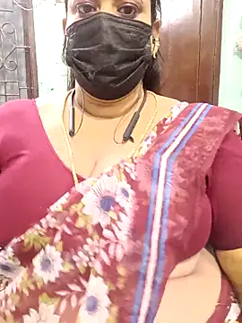 Snapshot of ashikaa_r chatting on April 27, 2:04 pm ashikaa r online show from April 27, 2:04 pm