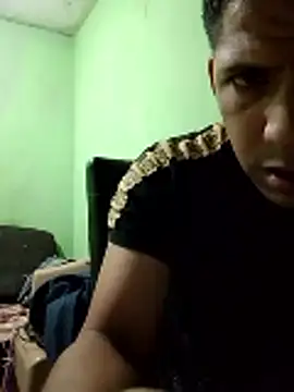 Snapshot of Alonsomadeira chatting on January 7, 11:45 am Alonsomadeira online show from January 7, 11:45 am