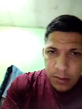 Snapshot of Alonsomadeira chatting on February 4, 12:11 pm Alonsomadeira online show from February 4, 12:11 pm