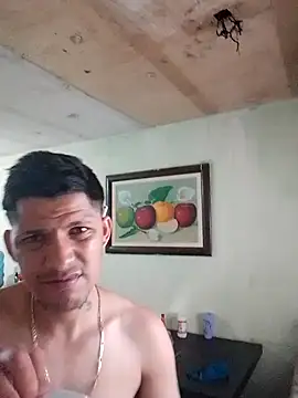 Snapshot of Alonsomadeira chatting on March 9, 12:47 am Alonsomadeira online show from March 9, 12:47 am