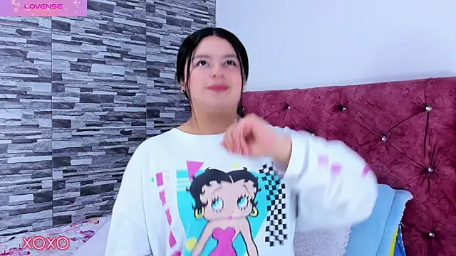 skyhotgirll online show from February 10, 6:24 pm