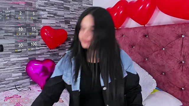 skyhotgirll online show from February 14, 8:15 pm