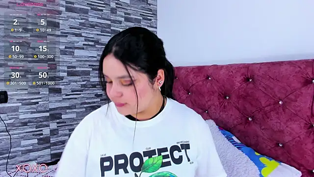 skyhotgirll online show from February 26, 5:50 pm