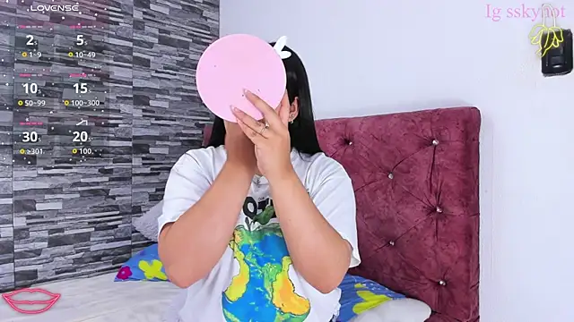 skyhotgirll online show from September 11, 2:11 am