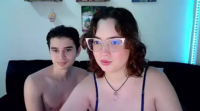 AndrewAnndCherry online show from January 9, 1:39 am