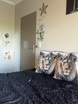 Dime-   online show from March 29, 10:48 am