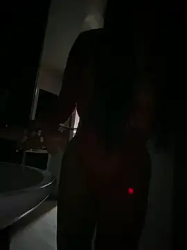 Snapshot of luisa16xxx chatting on January 21, 12:57 am luisa16xxx online show from January 21, 12:57 am