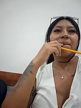 luisa16xxx online show from April 11, 8:35 pm