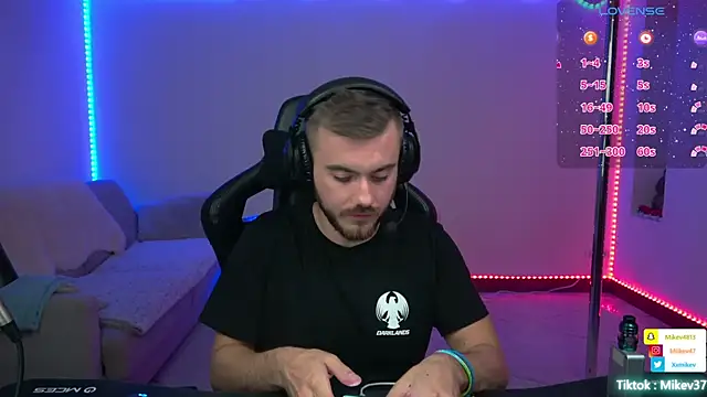 Mikev online show from March 6, 10:15 pm