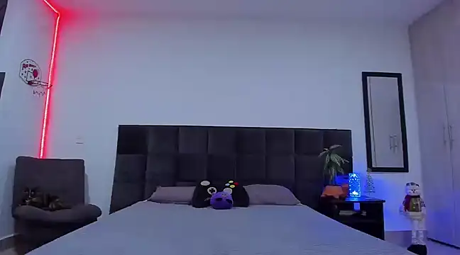 Alexander Martines online show from December 22, 10:58 pm