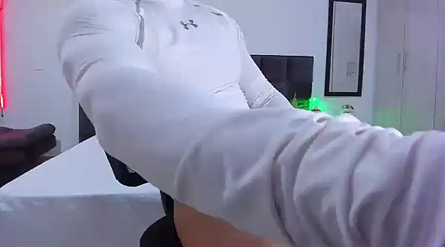 Alexander Martines online show from December 28, 2:22 am